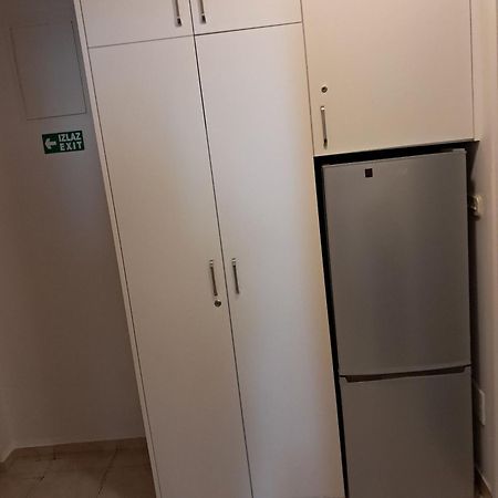 Apartment Studenka Makarska Ngoại thất bức ảnh